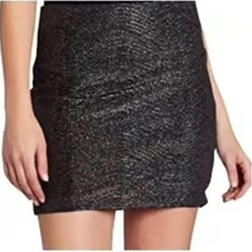 BGBGeneration - Sparkly High Waist Mini Skirt in Shimmer Black /